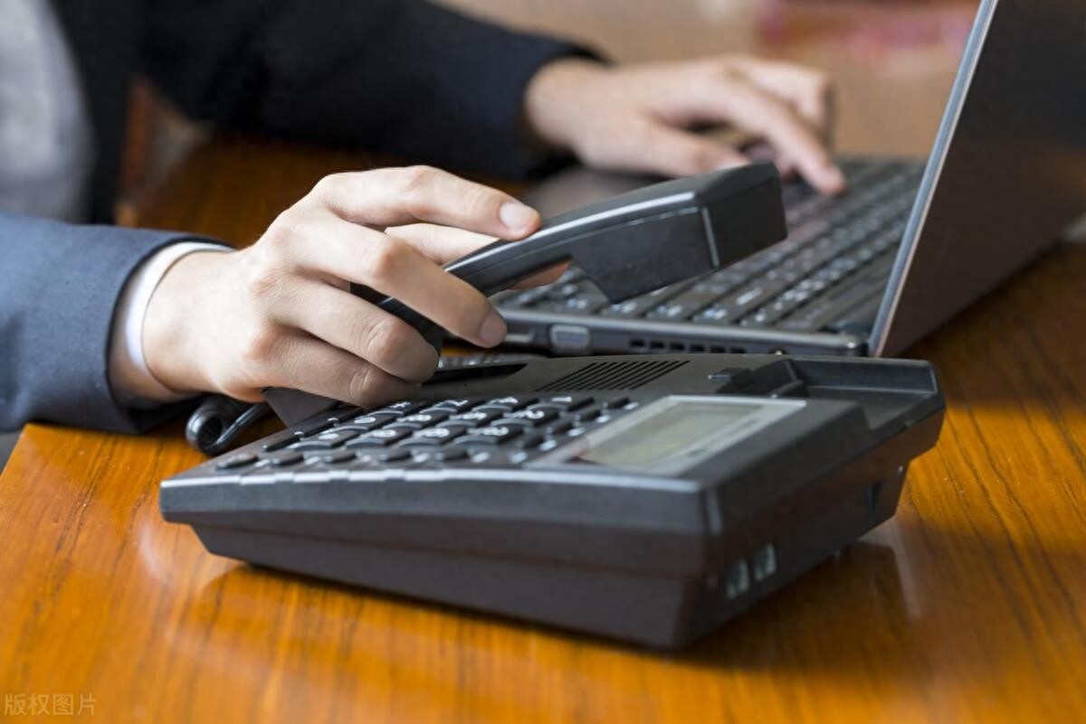 客户服务经验分享_保险公司出单员年终总结_客服人员工作总结