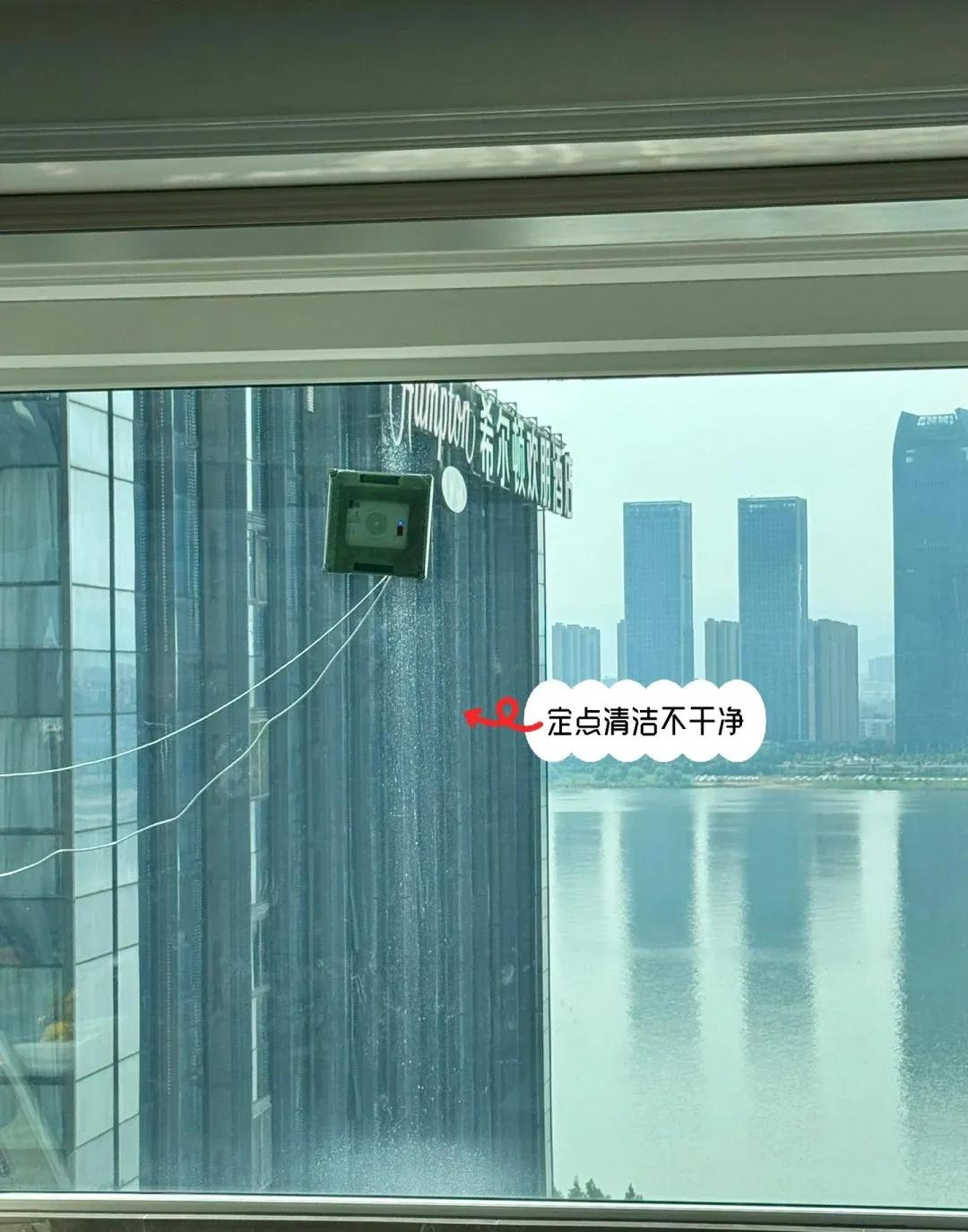 超大阳台封起来_超大玻璃落地窗缺点_银行联动门价格