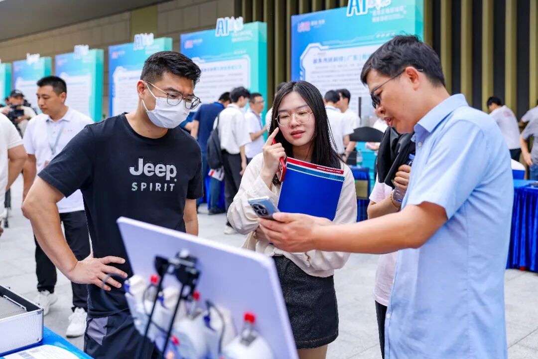 广东省 固定资产投资 第一产业 第二产业_龙岗区经济发展_龙岗区产业创新