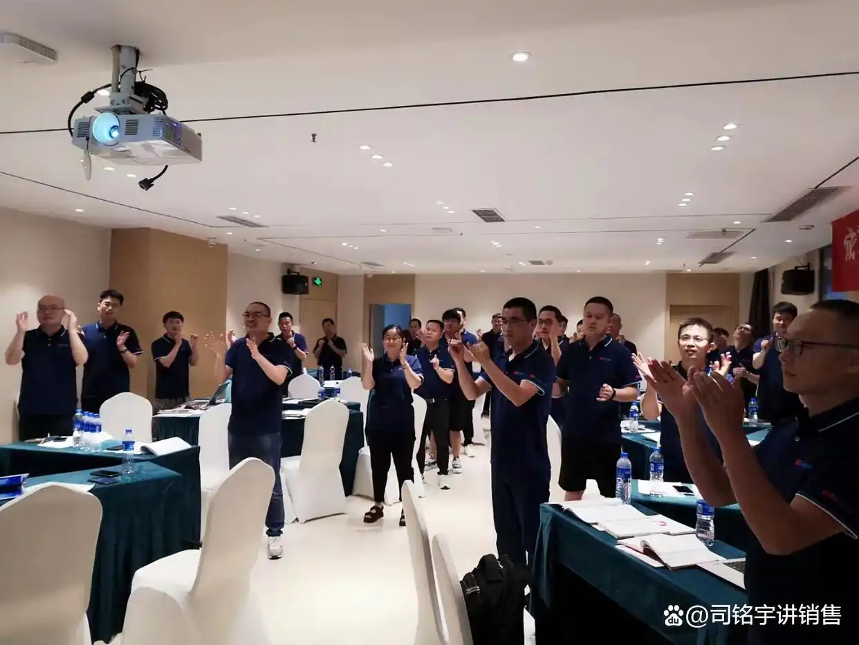 房产销售必学：搞定客户的谈单技巧与策略