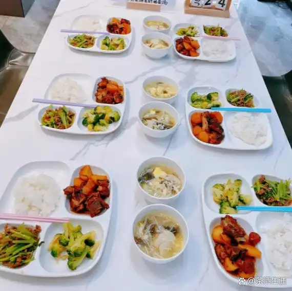 投资小创业好开店项目_炭雕工艺品店_家庭托管小课堂